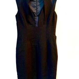 Great price! Amazing Elie Tahari Black Plunge Sheath Cocktail Dress
